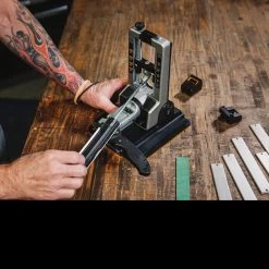 Work Sharp WorkSharp Pro Precision Adjust Sharpener -Professional Outdoor Equipment Store 09DX068det6 38297.1686319699