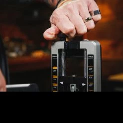 Work Sharp WorkSharp Pro Precision Adjust Sharpener -Professional Outdoor Equipment Store 09DX068det9 72261.1686319700