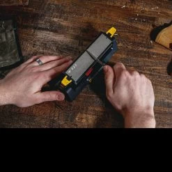 Work Sharp Benchtop Bench Stone -Professional Outdoor Equipment Store 09DX163det3 39081.1600167703.1280.1280 59154.1600442585