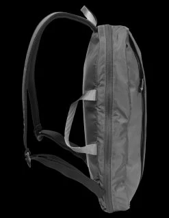 SOG Surrept 12 CS Reversible Carry System -Professional Outdoor Equipment Store 12det8 37985.1610644419