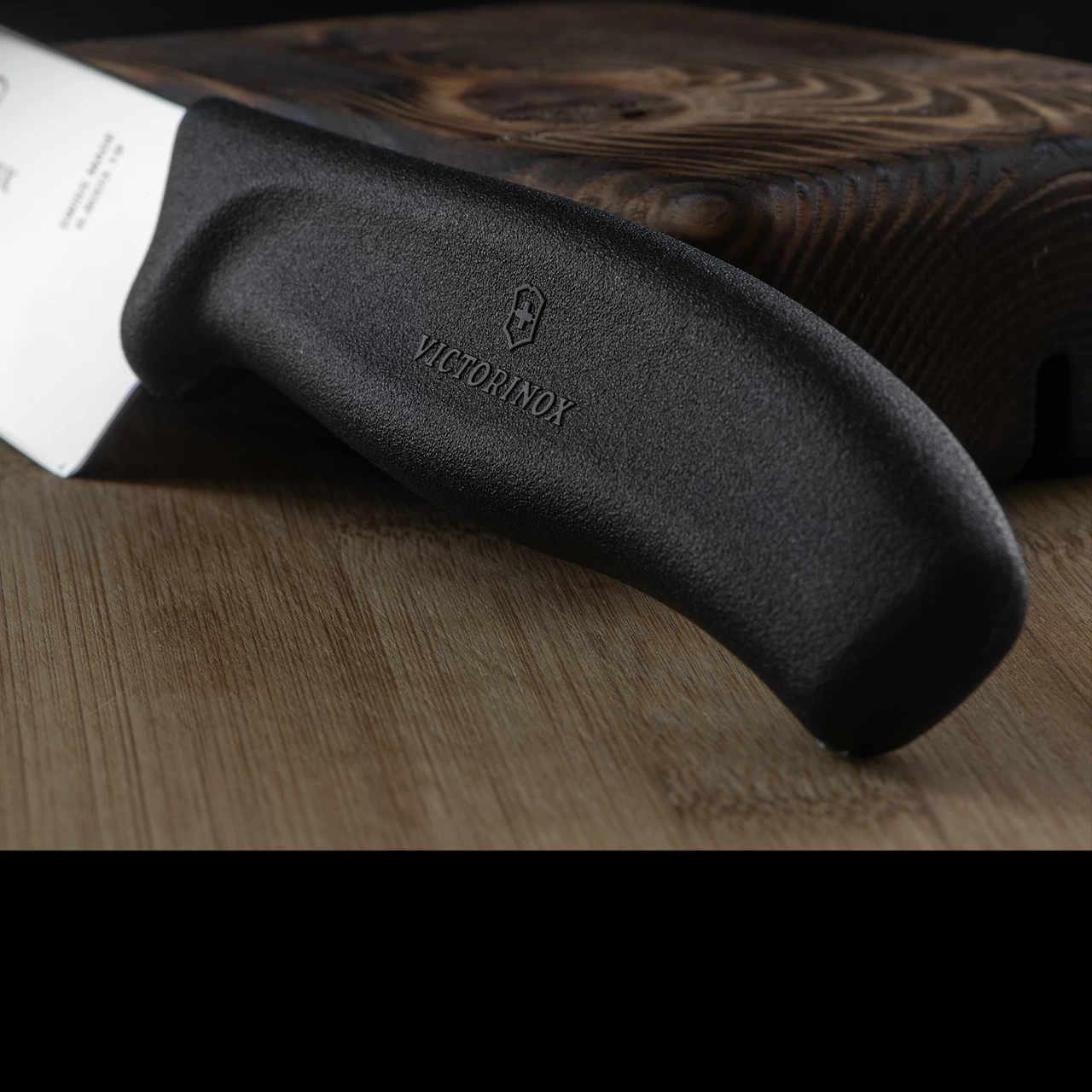 Victorinox Swiss Classic Carving Knife 3 Victorinox Swiss Classic Carving Knife