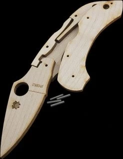 Spyderco Dragonfly Wooden Kit