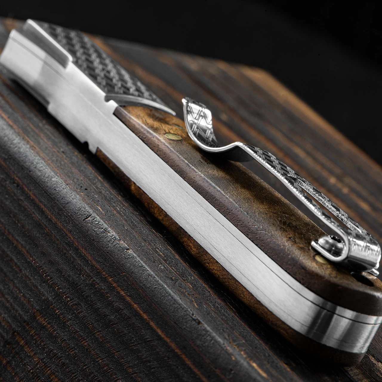 Andre De Villiers Gambler Burlwood NLA Folding Knife 5 Andre De Villiers Gambler Burlwood NLA Folding Knife - Image 3