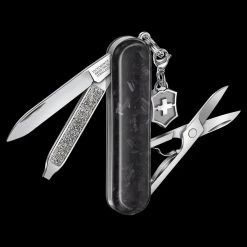 Victorinox Classic SD Brilliant Carbon -Professional Outdoor Equipment Store BMC 0622190.4 99295.1671203376.1280.1280 45198.1671207044