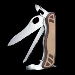 Victorinox Trailmaster Grip Desert Tan -Professional Outdoor Equipment Store BMC 08461MWC941.1 36479.1673628890