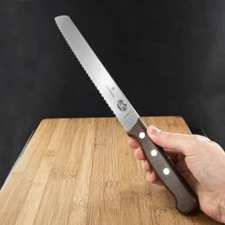Victorinox Wood Bread Knife -Professional Outdoor Equipment Store BMC 5163021G 04875.1647001209.1280.1280 33381.1648462810