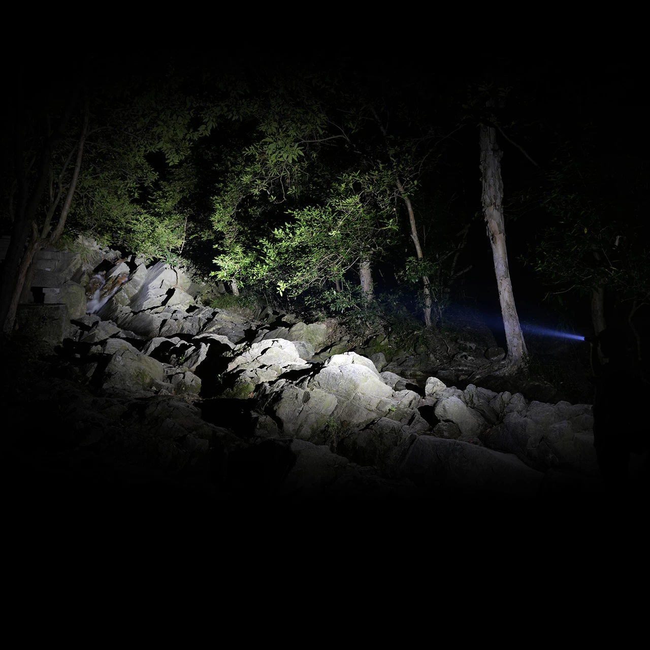 Fenix E02R 4 Fenix E02R - Image 2