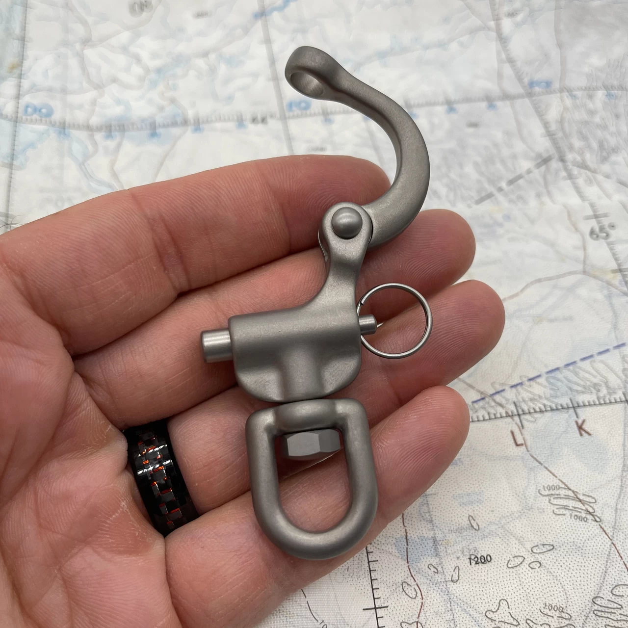 Maratac Titanium Quick Release Snap Shackle 4 Maratac Titanium Quick Release Snap Shackle - Image 2