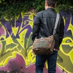 Magforce Gemini Sling Bag Waxed Canvas -Professional Outdoor Equipment Store MF W0498 BRoutdoor2 51307.1689846937.1280.1280 55757.1689945485