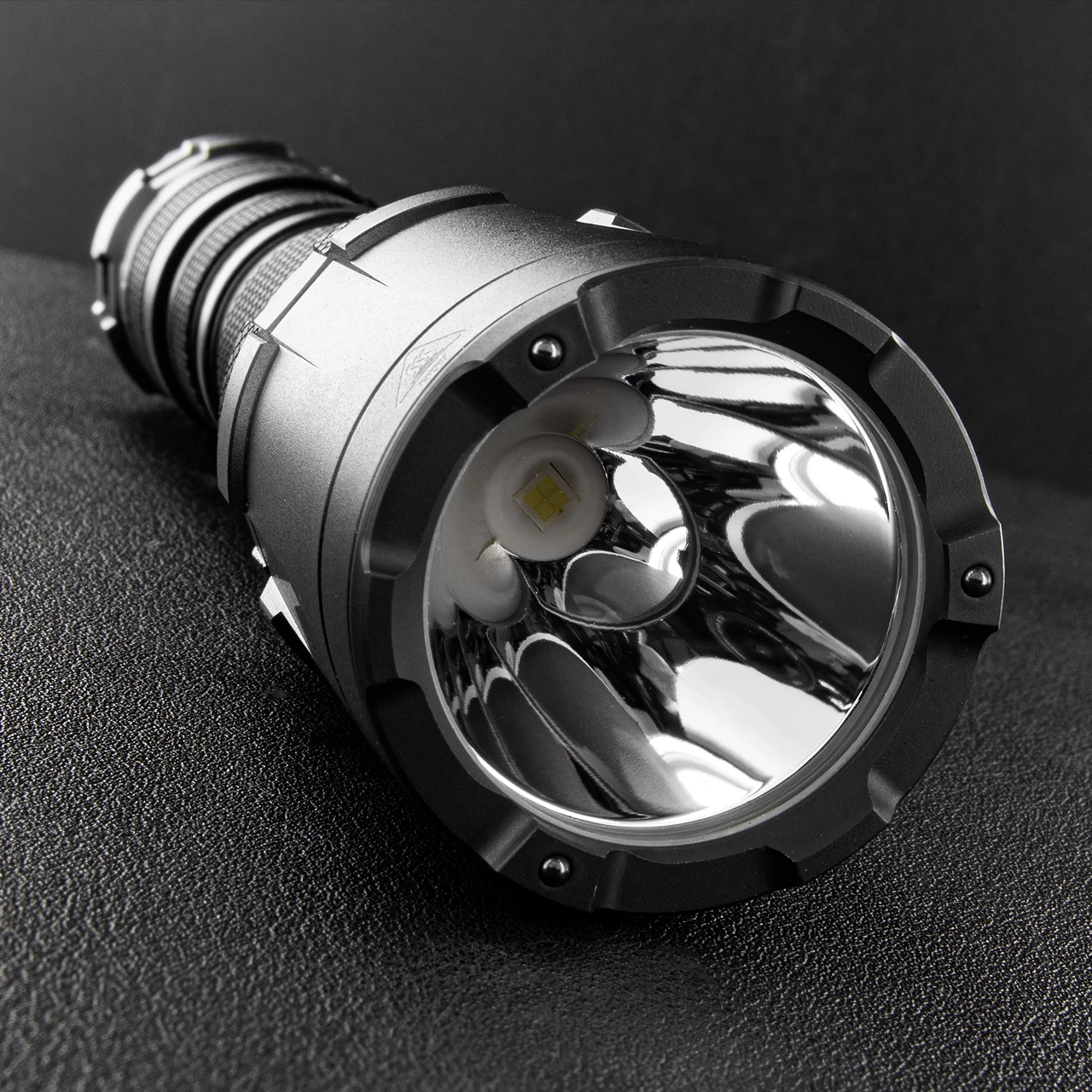 Nitecore SRT6i Flashlight 5 Nitecore SRT6i Flashlight - Image 3