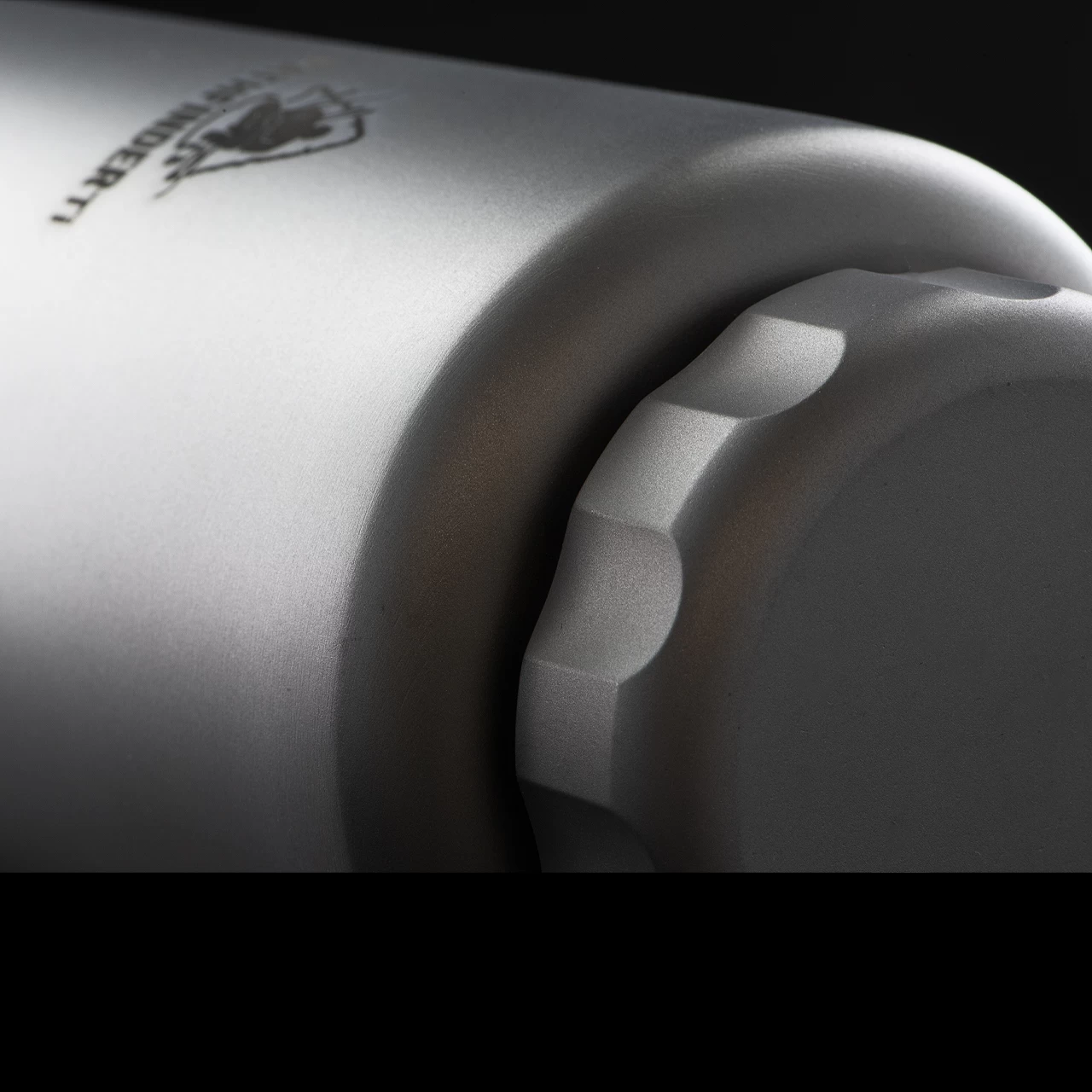 Pathfinder Titanium Bottle 1050ml 3 Pathfinder Titanium Bottle 1050ml