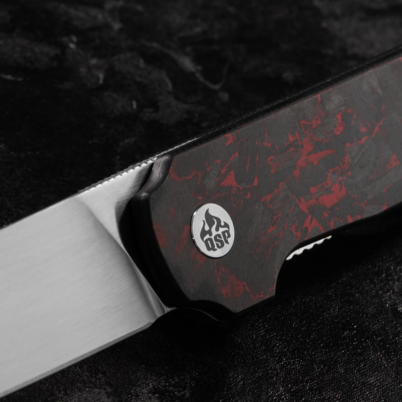 QSP Lark Carbon Fibre Folding Knife 9 QSP Lark Carbon Fibre Folding Knife - Image 7