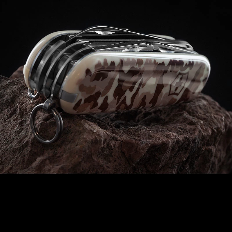 Victorinox Huntsman Desert Camo 3 Victorinox Huntsman Desert Camo