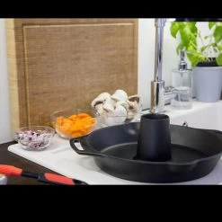 Petromax Poultry Roaster CF30 -Professional Outdoor Equipment Store p4 px cf30det2 33828.1587401779