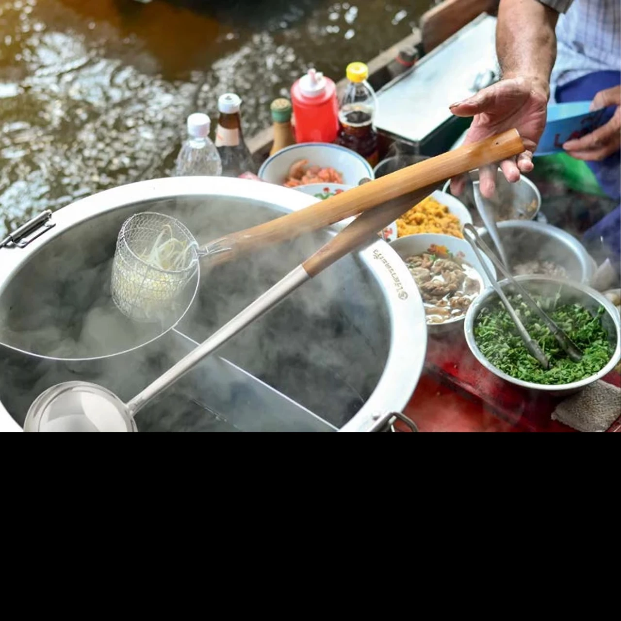 Zebra Head Noodle Strainer 4 Zebra Head Noodle Strainer - Image 2