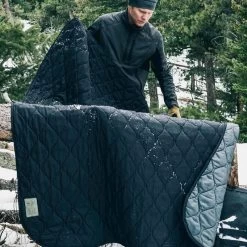 TAD Bastion Woobie 23 TAD Bastion Woobie -Professional Outdoor Equipment Store tad bast woo bkdet4 14194.1587420422.1280.1280 03470.1647623499