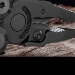 Leatherman Signal -Professional Outdoor Equipment Store wit lt700bldet6 91958.1587418999